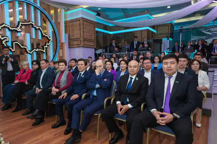 Подведение итогов конкурса от партии Amanat - Tengrinews.kz