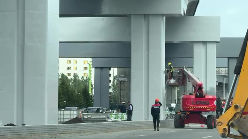Как LRT в Астане превращается в зимнюю сказку?