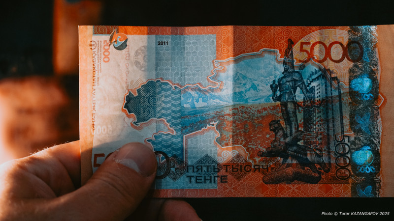 Кредиты подождут? Премьер предлагает годовой тайм-аут!