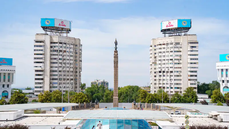 Алматы не изменит рабочий график: акимат ответил на вопросы о пробках на проспекте Достык Павлодаре