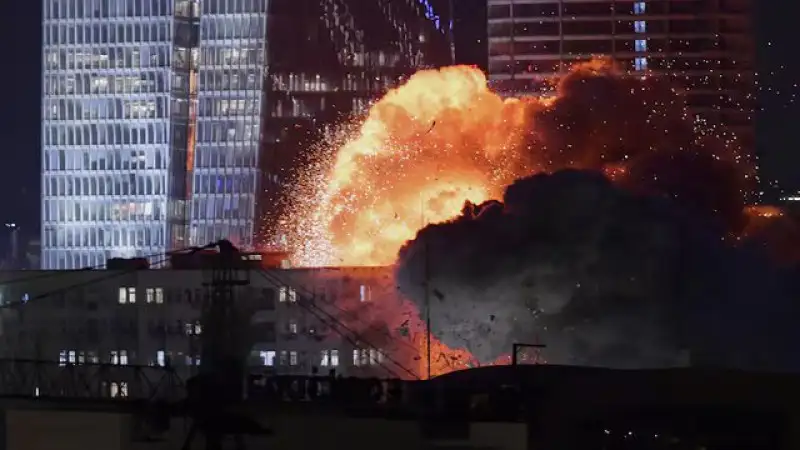 Небо в огне: иранские дроны как тени войны над Израилем Павлодаре