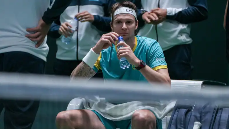 Александр Бублик шокировал мир: победа на корте в Алматы 15 октября Павлодаре