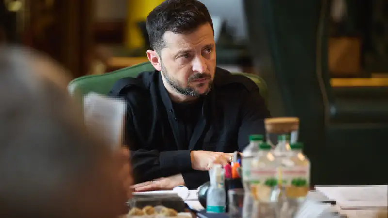 Тени ядерного шахмата: Зеленский о Москве, Тегеране и встрече с Путиным Павлодаре