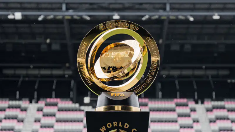 Казахстан готовится к футбольному празднику: матч 'Аль-Ахли' против 'Интер Майами' 15 июня на экранах страны Павлодаре