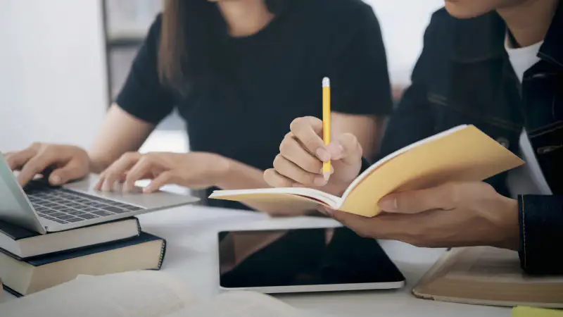 Новые правила получения студенческих виз в США: доступ к аккаунтам студентов под угрозой приватности Павлодаре