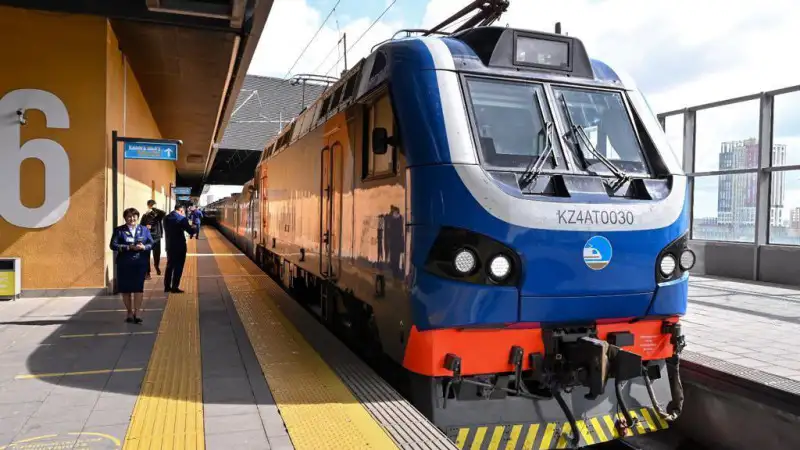 Казахстанцы недовольны ценами на поезд: как билеты на маршрут Алматы - Астана сравнялись с авиаперелетами Павлодаре