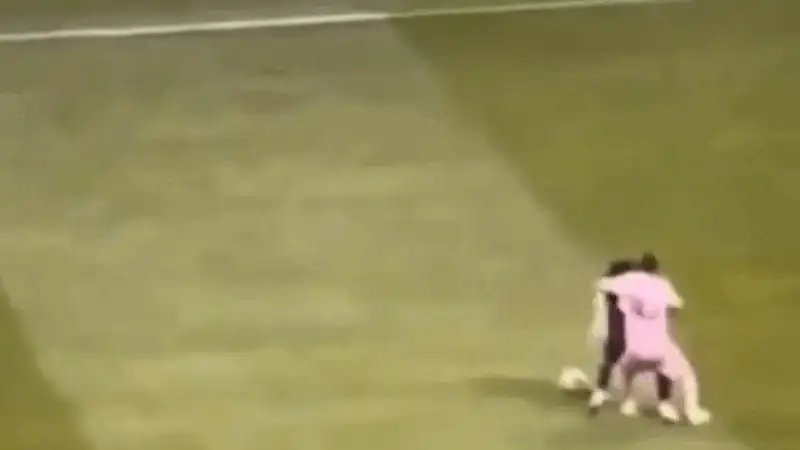 Месси и Витинья: жест, который разделил фанатов на два лагеря Павлодаре