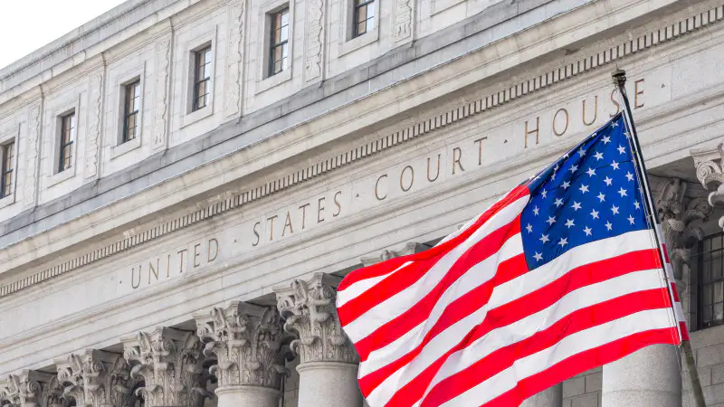 Новый прецедент: президентские указания о гражданстве становятся неоспоримыми в судах, меняя правила игры для иммиграционной политики США Павлодаре