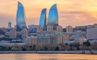 Когда тени становятся убийцами: Баку требует света на темные дела Москвы