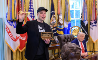 Маск и Трамп: кто выиграет в этой политической дуэли?