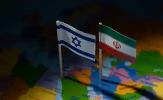 Общественность в шоке: Иран заявляет о серьезном ущербе ядерным объектам из-за конфликта с Израилем