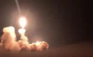 Тель-Авив под огнем: как новые ракетные атаки Ирана меняют стратегическую карту региона