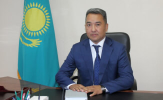 Кто уходит: Аким или его тень?