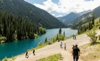 Казахстан: туристы за сексом или налоговый рай для всех?