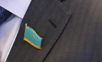 Парламентские каникулы: депутаты отправились в отпуск на берегах законодательного моря