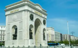 Открытие смотровой площадки на Триумфальной арке 'Мәңгілік Ел' в Астане: когда ждать первых посетителей?