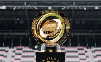 Казахстан готовится к футбольному празднику: матч 'Аль-Ахли' против 'Интер Майами' 15 июня на экранах страны