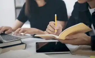 Новые правила получения студенческих виз в США: доступ к аккаунтам студентов под угрозой приватности