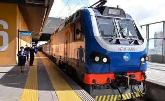 Казахстанцы недовольны ценами на поезд: как билеты на маршрут Алматы - Астана сравнялись с авиаперелетами