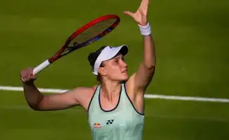 В теннисной битве на траве: Рыбакина против королевы кортов — мечта о победе ускользнула