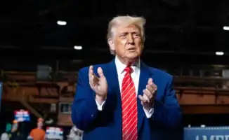 Танцы на TikTok: Трамп ведет переговоры с потенциальными магнатами для спасения американского ритма