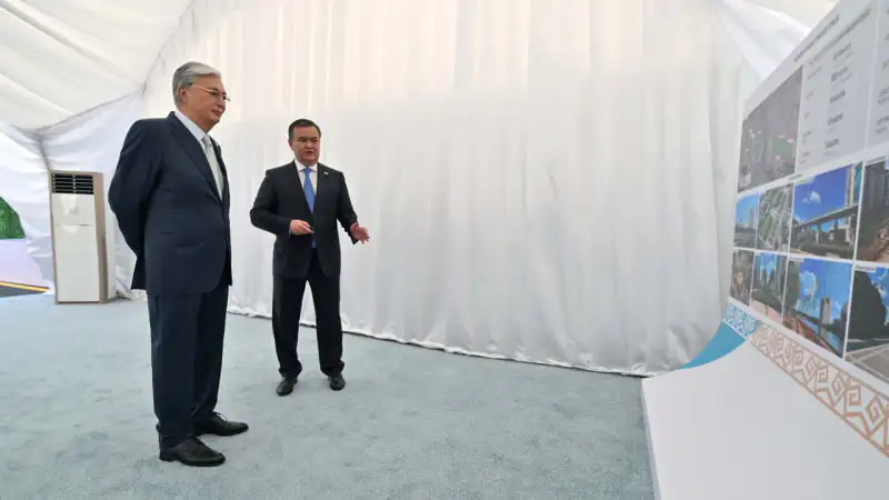Президент Токаев оценил ландшафтный мастер-план аллеи Мыңжылдық в Астане: новые горизонты благоустройства столицы Павлодаре