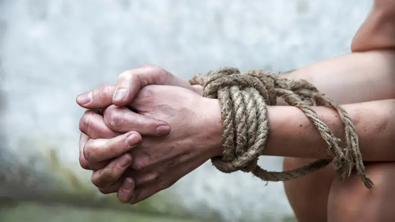 Общественность требует справедливости после жестокого убийства женщины в Жетысу Павлодаре