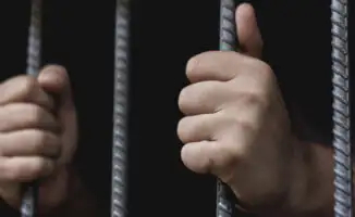 Французские шпионы на иранском поле: игра в шахматы с жизнью на кону