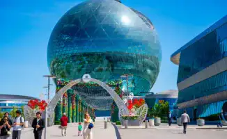 Праздничные дни в Казахстане: горожане отмечают День столицы и Национальный день домбры с восторгом и единством