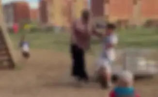 Мамина защита или угроза: что произошло на площадке?