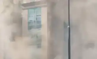 Масштабный пожар в Астане: огонь охватил здание на проспекте Мангилик Ел