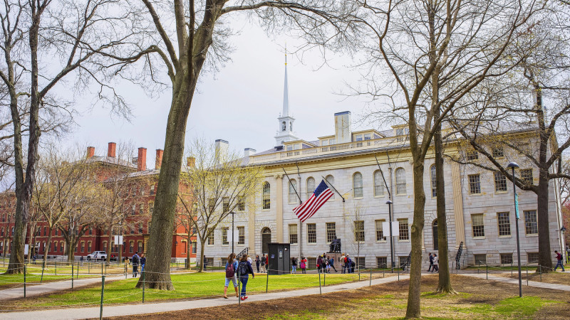 Новые ограничения для иностранных студентов в США: что ждет учебу в Америке? Павлодаре