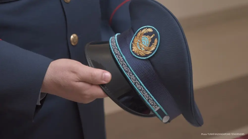 В Казахстане задержан высокопоставленный полицейский: бывший заместитель начальника департамента полиции Жамбылской области под подозрением Павлодаре