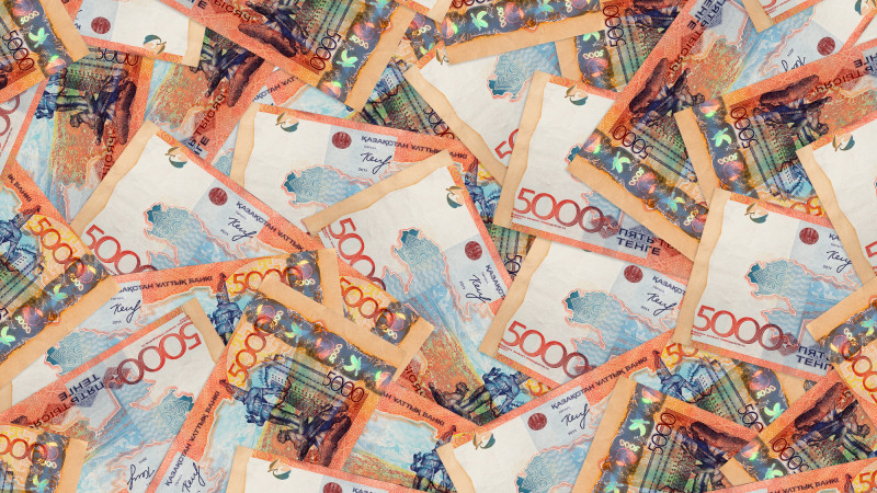 С 24 сентября старые купюры 5000 тенге уйдут в небытие: как не потеряться в финансовом потоке? Павлодаре