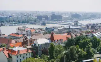 Венгрия обвинила Украину в атаке на нефтепровод, что привело к остановке поставок российской нефти в страну