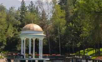 Реконструкция терренкура в Алматы: как 1,4 миллиарда тенге изменили парк и его влияние на жителей города