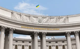 Украина предостерегла Беларусь от провокаций на границе в связи с запланированными военными учениями на территории Беларуси. Украинский МИД призвал Минск к осторожности и осмотрительности, чтобы избежать необдуманных действий, которые могут привести к эск