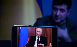 Зеленский и Путин: на грани мирного диалога, где территории — это не просто карты, а судьбы народов