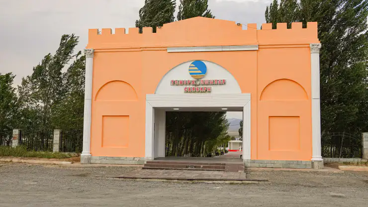 Парк железнодорожников в селе Достык. Фото: ©️ Роман Павлов