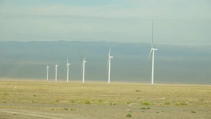 Ветрогенераторы у Джунгарских ворот
