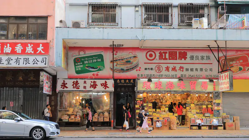 Почему свет в магазине горит 13 лет без перерыва? Павлодаре