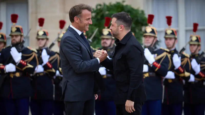 26 стран готовы направить войска в Украину: заявление Эммануэля Макрона по итогам встречи лидеров 'коалиции решительных' в Париже Павлодаре