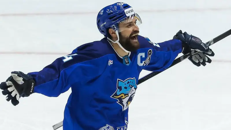 Барыс одержал волевую победу над Трактором в первом матче сезона КХЛ Павлодаре