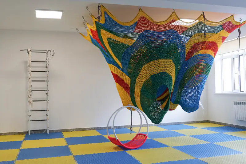 Кабинет ЛФК в школе-гимназии №96 в Астане, построенной на изъятые у коррупционеров деньги