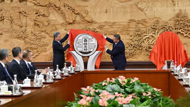 В Казахстане открылись вторая и третья мастерские Лу Баня Павлодаре