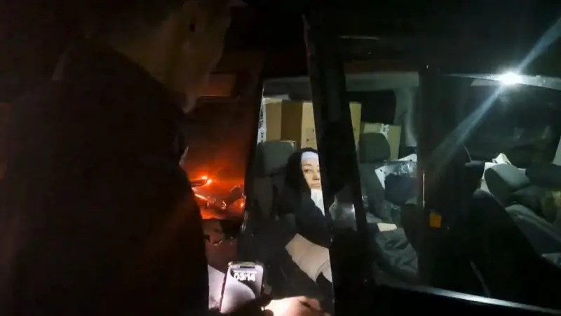 Карагандинские стражи порядка: на трассе уставших водителей укрывают под крылом сна Павлодаре