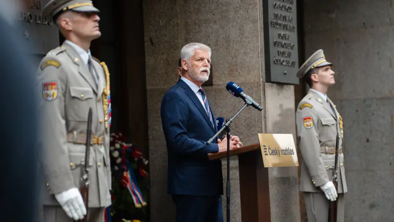 Президент Чехии призвал НАТО к жесткой реакции на нарушения воздушного пространства стран альянса, в частности, в связи с залетами российских истребителей. Он отметил, что такие действия могут стать "поводом сбить самолет", подчеркивая необходимость защит Павлодаре