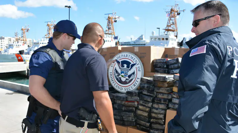 США объявляют войну наркокартелям: Марко Рубио угрожает взрывами, а Дональд Трамп нацеливается на террористические организации, связанные с наркоторговлей. Павлодаре