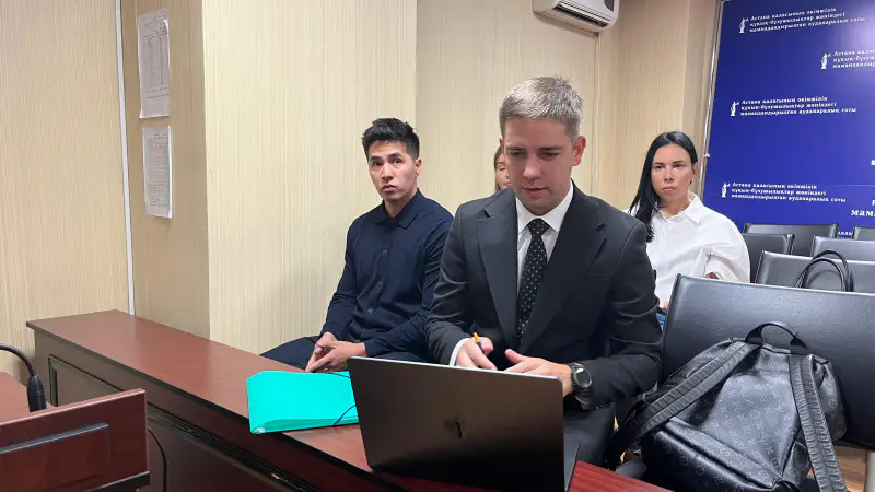 В Астане продолжается судебный процесс по делу блогера Ерболата Жанабылова, в ходе которого прозвучали обвинения от Комитета по регулированию игорного бизнеса. Судебные разбирательства сосредоточены на тонком нюансе, который может повлиять на судьбу Жанаб Павлодаре