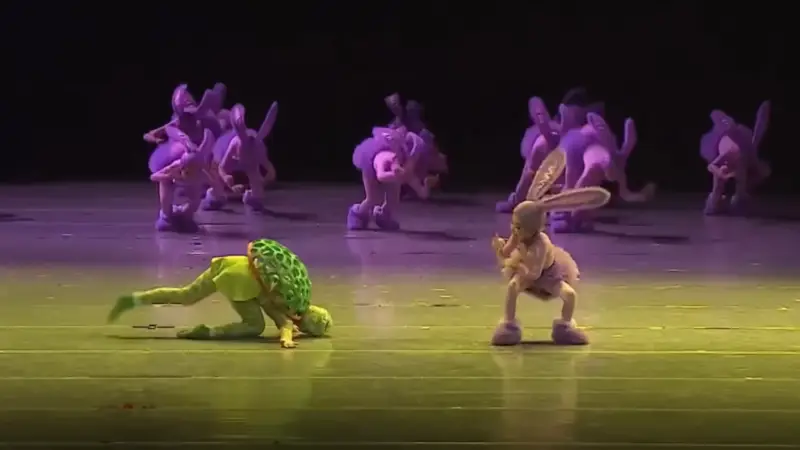 Танец "Черепахи и зайцы" из Пекина покорил TikTok: детская постановка стала вирусным хитом по всему миру. Сотни пользователей начали делиться видео с танцем, который стал символом креативности и веселья. Постановка, в которой участвуют десятки детей, прив Павлодаре